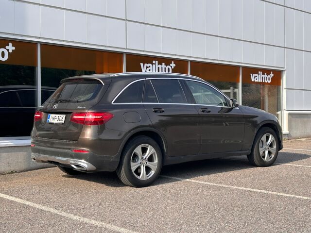 Mercedes-Benz GLC 2016 250 d 4Matic A Premium Business / 1-om. Suomiauto / Exclusive-paketti / Webasto / Vetokoukku / Pysäköintipaketti