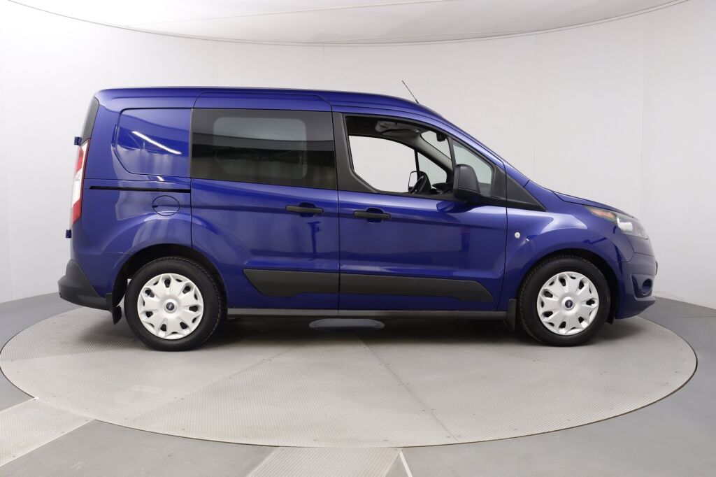 Ford Transit Connect 2017 200 1,5 TDCi 75 hv M5 Trend L1 / Polttoainekäyttöinen lämmitin / Läpijuostava / Kahdet renkaat / Huoltokirja