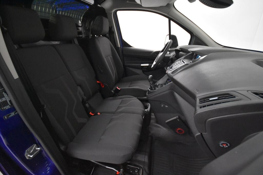 Ford Transit Connect 2017 200 1,5 TDCi 75 hv M5 Trend L1 / Polttoainekäyttöinen lämmitin / Läpijuostava / Kahdet renkaat / Huoltokirja