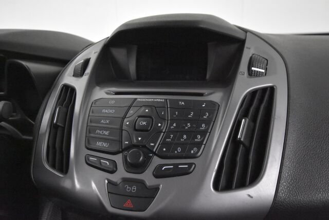 Ford Transit Connect 2017 200 1,5 TDCi 75 hv M5 Trend L1 / Polttoainekäyttöinen lämmitin / Läpijuostava / Kahdet renkaat / Huoltokirja