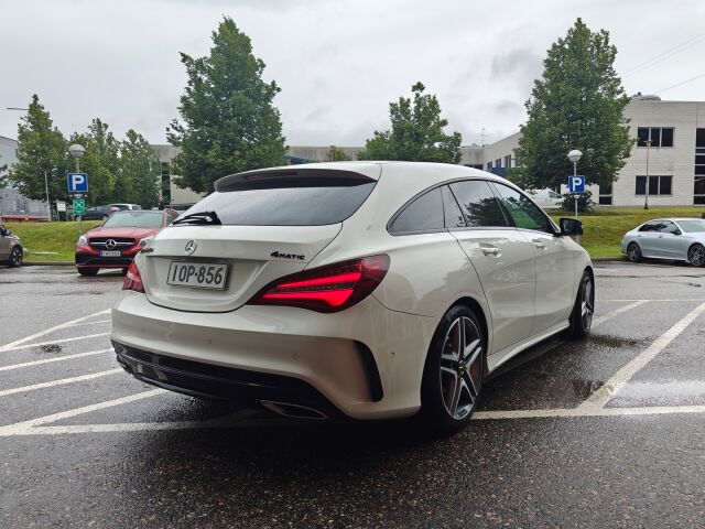 Mercedes-Benz CLA 2017 220 d 4Matic A Shooting Brake Business AMG / Harman Kardon / Panoraama / Muistipaketti / Nahkaverhoilu