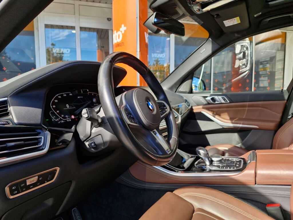 BMW X5 2020 BMW X5 G05 xDrive45e A M Sport / Acc / HUD / Individual / Heat comfort / Koukku / Panoraama / Harman Kardon / 360 kamera