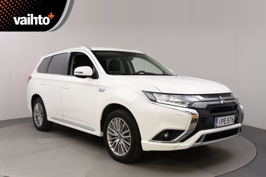 Mitsubishi Outlander PHEV 2019 Business 4WD 5P / P.kamera / Vakkari / Keyless Go /
