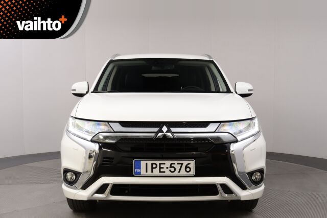 Mitsubishi Outlander PHEV 2019 Business 4WD 5P / P.kamera / Vakkari / Keyless Go /