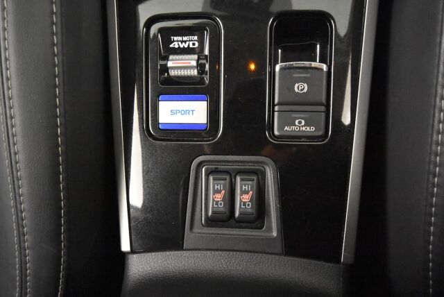 Mitsubishi Outlander PHEV 2019 Business 4WD 5P / P.kamera / Vakkari / Keyless Go /