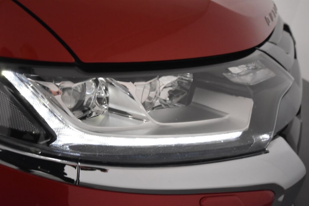 Mitsubishi Outlander PHEV 2016 Intense  Business 4WD 5P / Blis / Vetokoukku / Adapt. vakkari / Kattoluukku