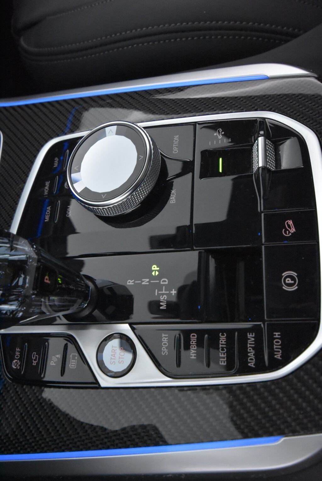 BMW X5 2022 G05 xDrive45e A Charged Edition M Sport / M Penkit / HUD / Laser / Koukku / Suomi-auto / 360 / Acc / Aktiiviohjaus