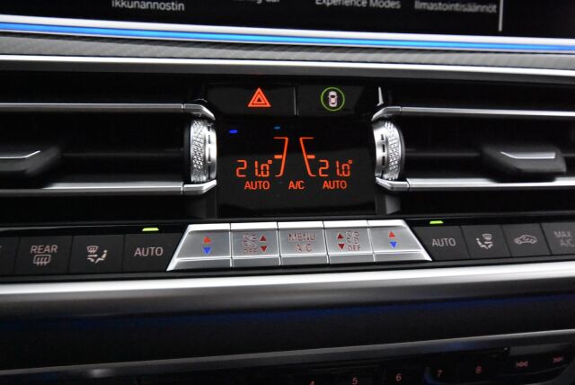 BMW X5 2022 G05 xDrive45e A Charged Edition M Sport / M Penkit / HUD / Laser / Koukku / Suomi-auto / 360 / Acc / Aktiiviohjaus