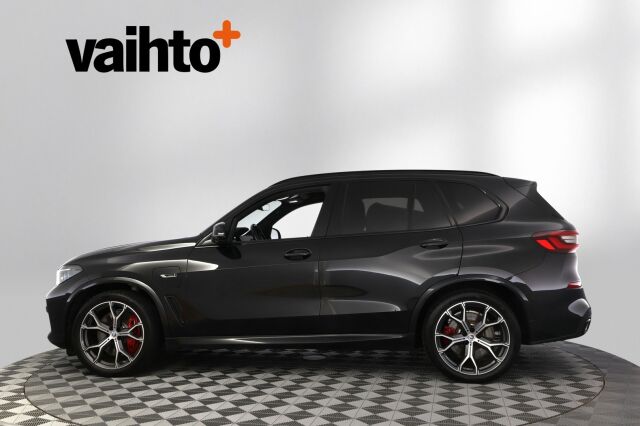 BMW X5 2022 G05 xDrive45e A Charged Edition M Sport / M Penkit / HUD / Laser / Koukku / Suomi-auto / 360 / Acc / Aktiiviohjaus