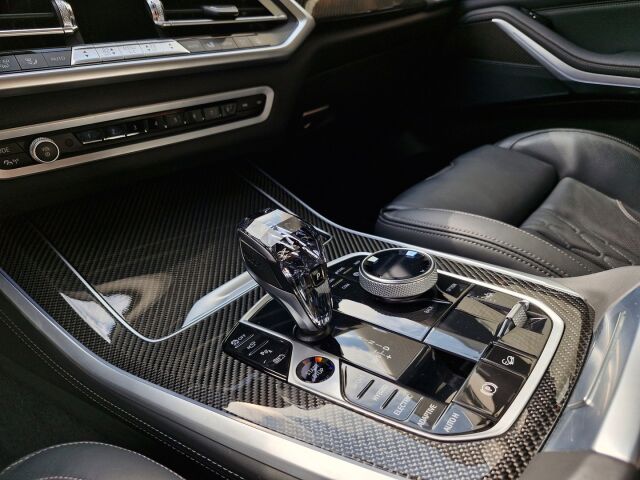 BMW X5 2022 G05 xDrive45e A Charged Edition M Sport / M Penkit / HUD / Laser / Koukku / Suomi-auto / 360 / Acc / Aktiiviohjaus