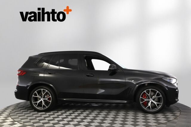 BMW X5 2022 G05 xDrive45e A Charged Edition M Sport / M Penkit / HUD / Laser / Koukku / Suomi-auto / 360 / Acc / Aktiiviohjaus