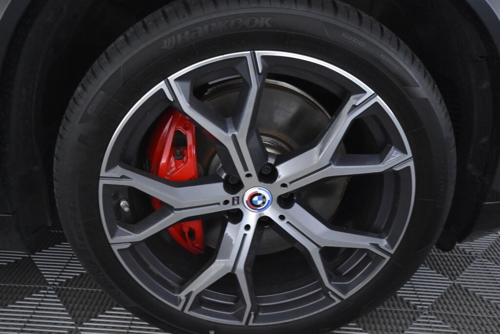 BMW X5 2022 G05 xDrive45e A Charged Edition M Sport / M Penkit / HUD / Laser / Koukku / Suomi-auto / 360 / Acc / Aktiiviohjaus