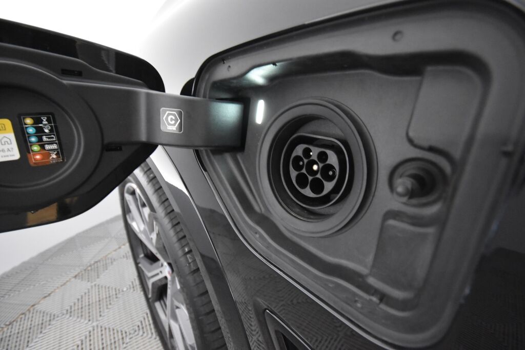 BMW X5 2022 G05 xDrive45e A Charged Edition M Sport / M Penkit / HUD / Laser / Koukku / Suomi-auto / 360 / Acc / Aktiiviohjaus