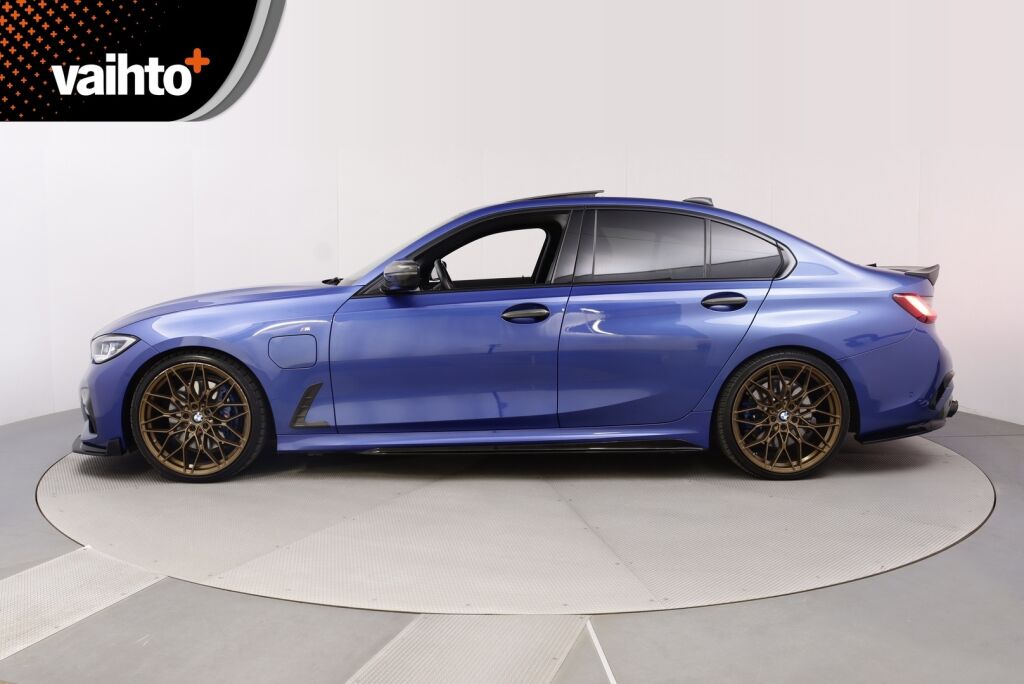BMW 330 2021 G20 Sedan 330e xDrive A Charged Edition M Sport / Driving Assistant Pro / HUD / Harman&Kardon / Kamera / Kattoluukku