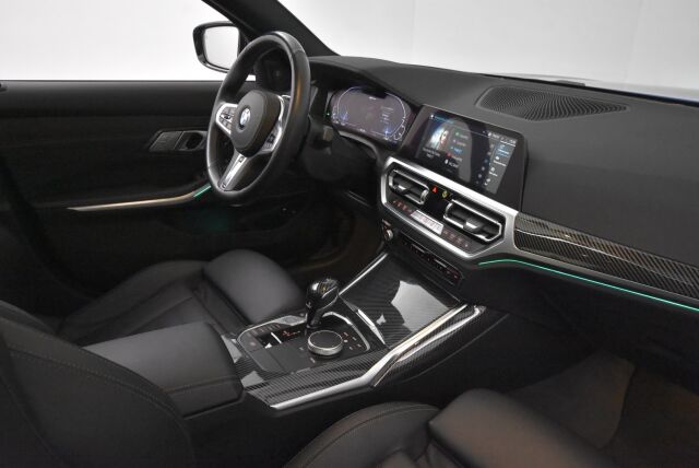 BMW 330 2021 G20 Sedan 330e xDrive A Charged Edition M Sport / Driving Assistant Pro / HUD / Harman&Kardon / Kamera / Kattoluukku