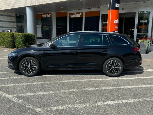 Skoda Octavia 2021 Combi 1.4 TSI PHEV Style iV DSG Autom. / HUD / Webasto / Muistipenkit / ACC / Juuri huollettu!