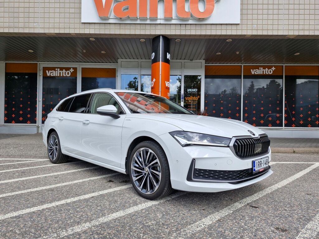 Skoda Superb 2024 Combi 2.0 TDI 193 4x4 L&K DSG Autom. / Canton / Crystal Led / Panoraama / Koukku / HUD / hieronta / 360 kamera  / 1 om