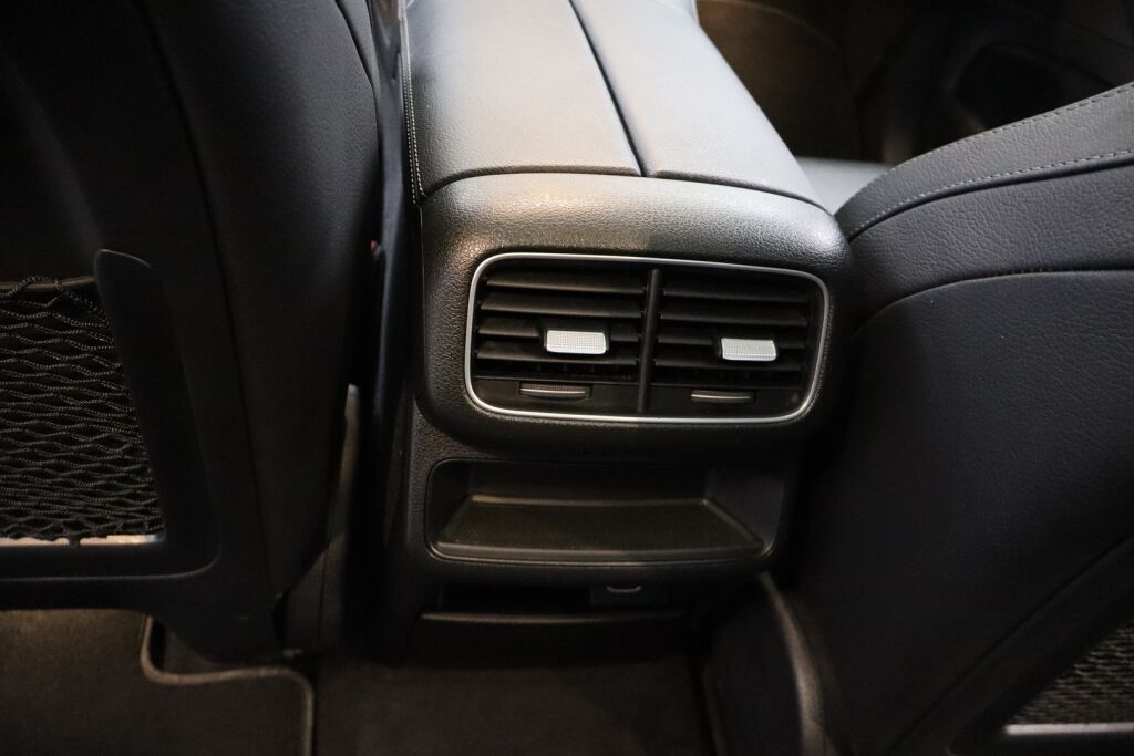 Mercedes-Benz GLE 2020 350 e 4MATIC EQ Power AMG / Akun SoH 94% / 1-Om. Suomiauto / ALV / Panorama / Burmester / 360° / CCS / Muistipenkit - RAHOITUS TÄHÄN AUTOON VAIN 3.99% - 