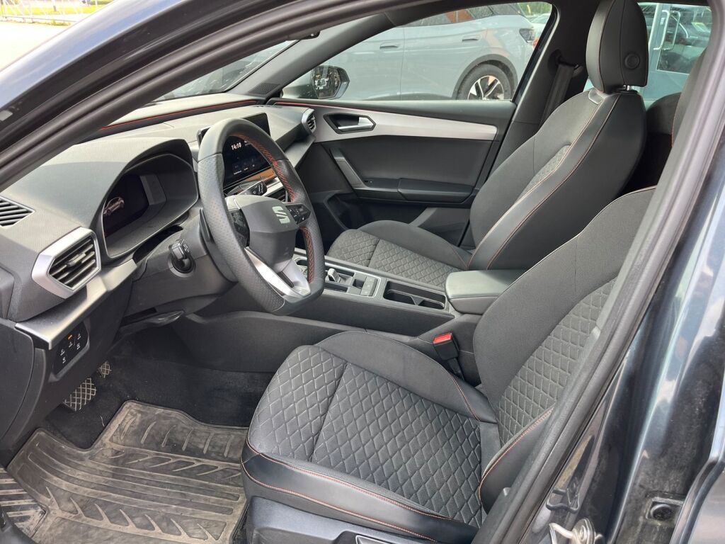 Seat Leon 2020 1,4 PHEV 204 eHybrid FR DSG / Adapt.Vakkari / Keyless Go / Panorama / Navi / P.Kamera /