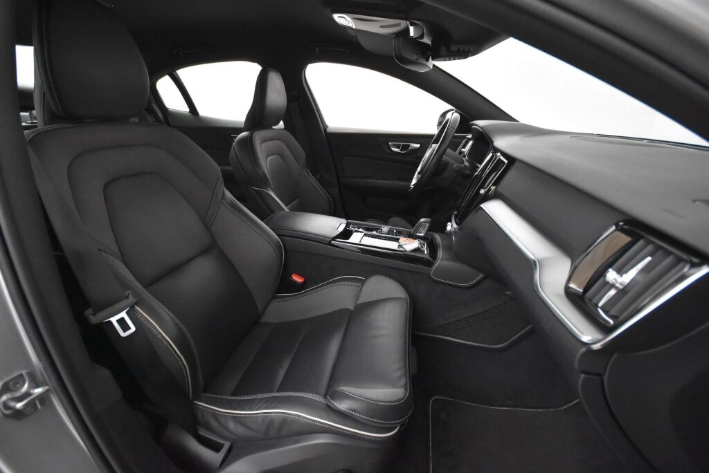 Volvo S60 2021 T8 TwE AWD Recharge Business R-Design aut / 1-Omisteinen / ACC / Blis / Voc / Webasto / Led-ajovalot