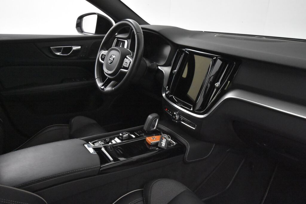 Volvo S60 2021 T8 TwE AWD Recharge Business R-Design aut / 1-Omisteinen / ACC / Blis / Voc / Webasto / Led-ajovalot