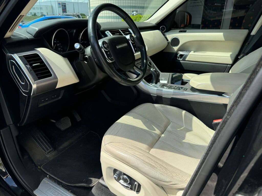 Land Rover Range Rover Sport 2017 3,0 TDV6 HSE / Suomiauto / Vetokoukku / Webasto / Muistipenkit / Panoraama
