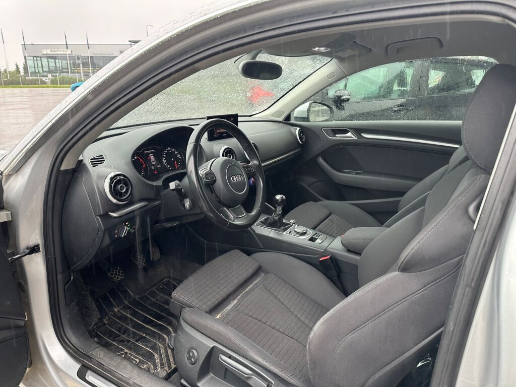 Audi A3 2012 1.4 TFSI Compact Coupe / Xenon-ajovalot / Bluetooth / Vakkari /