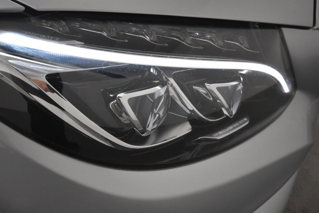 Mercedes-Benz C 2014 180 A Premium Business / Merkkihuoltohistoria / LED valot / Lohkolämmitin