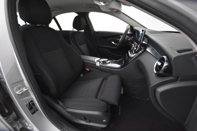 Mercedes-Benz C 2014 180 A Premium Business / Merkkihuoltohistoria / LED valot / Lohkolämmitin
