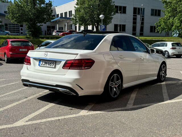 Mercedes-Benz E 2014 220 BlueTec A Premium Business / Suomiauto / Webasto / Panoraama