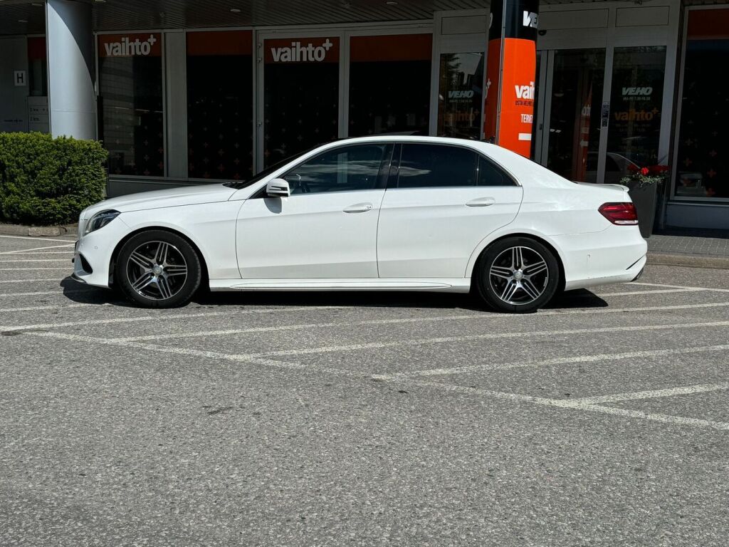 Mercedes-Benz E 2014 220 BlueTec A Premium Business / Suomiauto / Webasto / Panoraama