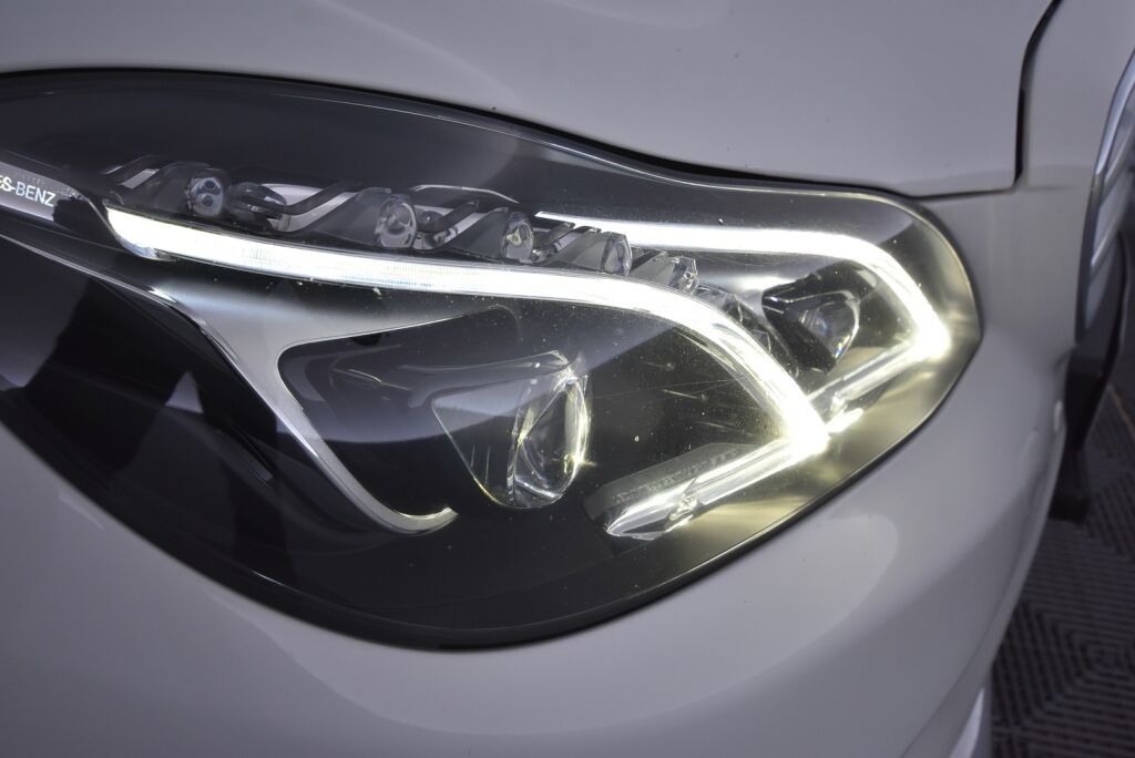 Mercedes-Benz E 2014 220 BlueTec A Premium Business / Suomiauto / Webasto / Panoraama