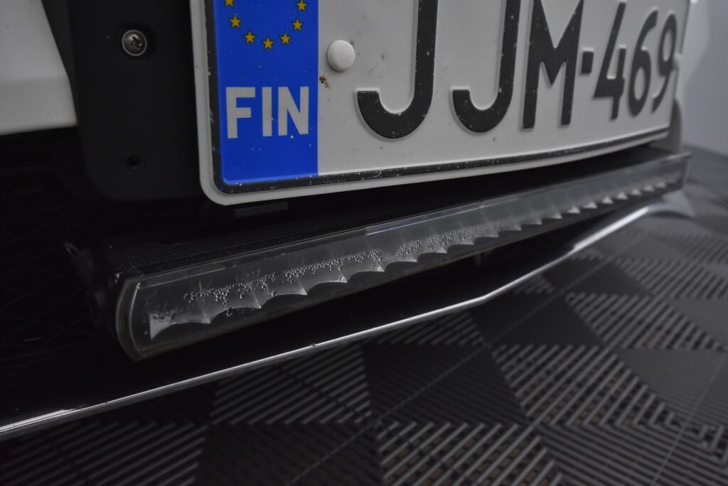 Mercedes-Benz E 2014 220 BlueTec A Premium Business / Suomiauto / Webasto / Panoraama