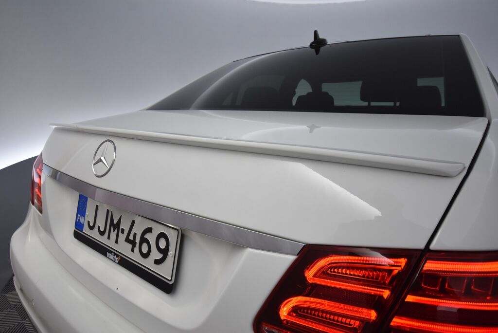 Mercedes-Benz E 2014 220 BlueTec A Premium Business / Suomiauto / Webasto / Panoraama
