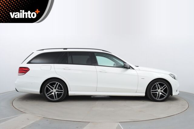 Mercedes-Benz E 2015 220 BlueTec T 4Matic A Business / AMG line / Webasto / Vetokoukku / P.Kamera / Night / Tutkat / - RAHOITUS TÄHÄN AUTOON VAIN 3.99% - 