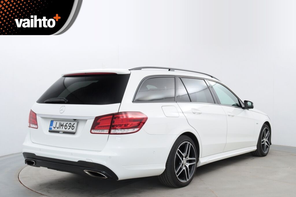 Mercedes-Benz E 2015 220 BlueTec T 4Matic A Business / AMG line / Webasto / Vetokoukku / P.Kamera / Night / Tutkat / - RAHOITUS TÄHÄN AUTOON VAIN 3.99% - 