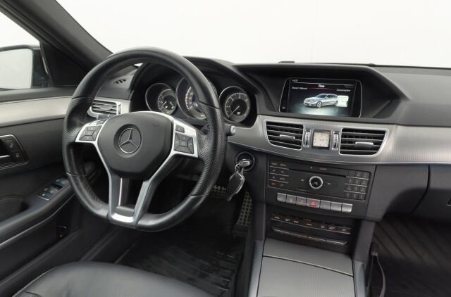 Mercedes-Benz E 2015 220 BlueTec T 4Matic A Business / AMG line / Webasto / Vetokoukku / P.Kamera / Night / Tutkat / - RAHOITUS TÄHÄN AUTOON VAIN 3.99% - 