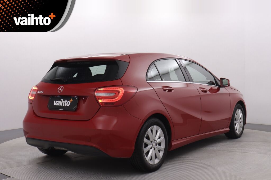 Mercedes-Benz A 2015 180 BE A Summer Edition / Kamera / Lohko+sisä lämmitin /  Aut.ilmastointi / Täydellinen huoltohistoria /