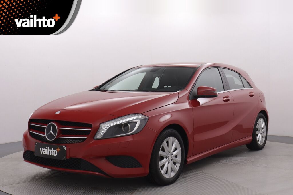 Mercedes-Benz A 2015 180 BE A Summer Edition / Kamera / Lohko+sisä lämmitin /  Aut.ilmastointi / Täydellinen huoltohistoria /