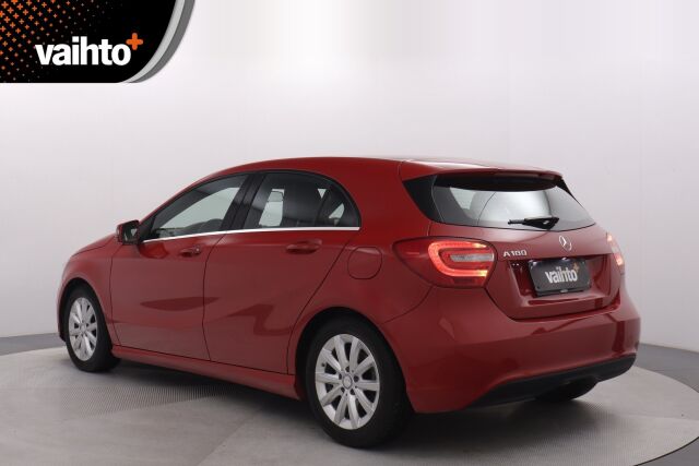 Mercedes-Benz A 2015 180 BE A Summer Edition / Kamera / Lohko+sisä lämmitin /  Aut.ilmastointi / Täydellinen huoltohistoria /