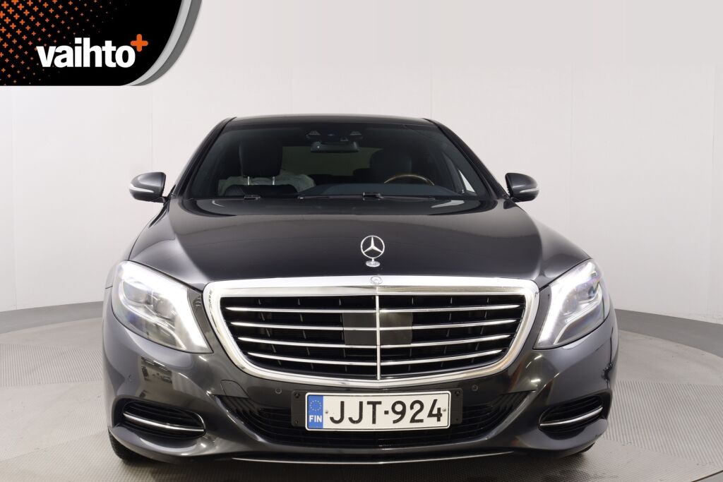 Mercedes-Benz S 2013 350 BlueTec / Webasto / Panorama / Ilma-alusta / Nahat muistilla / Comand /