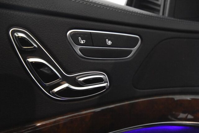 Mercedes-Benz S 2013 350 BlueTec / Webasto / Panorama / Ilma-alusta / Nahat muistilla / Comand /