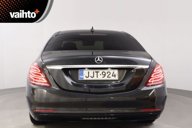 Mercedes-Benz S 2013 350 BlueTec / Webasto / Panorama / Ilma-alusta / Nahat muistilla / Comand /