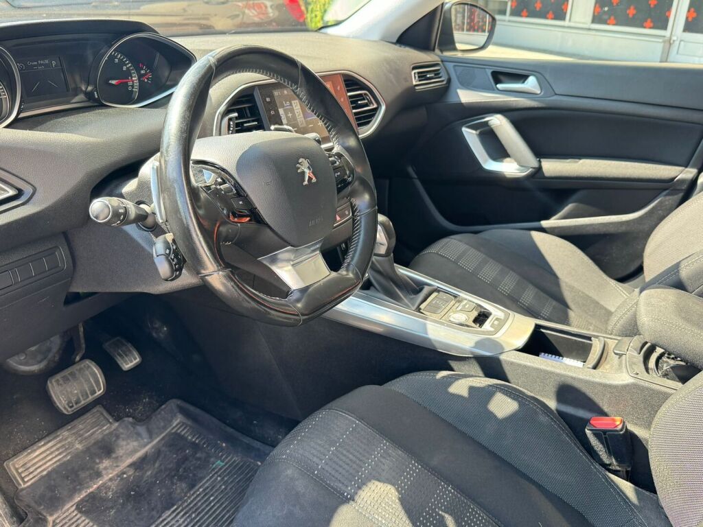 Peugeot 308 2015 Allure PureTech 130 Automaatti / Suomiauto / LED-valot / Vakionopeudensäädin