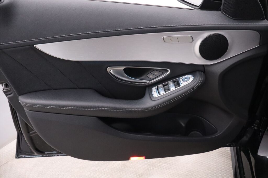 Mercedes-Benz C 2015 220 d T A AMG Premium Edition / Led HighPerformance / Airmatic / Adap.vakkari / Nahat / P.kamera / Merkkihuollettu / - RAHOITUS TÄHÄN AUTOON VAIN 3.99% - 