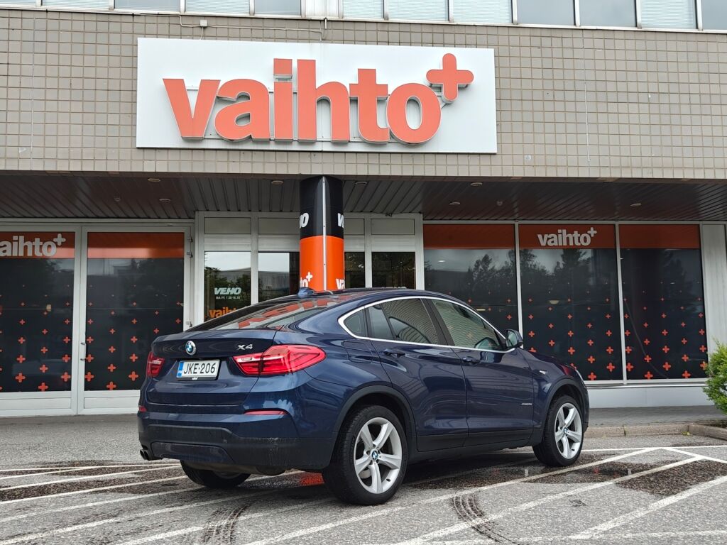 BMW X4 2015 F26 xDrive28i A X Edition / Driving Assistant Plus / Harman Kardon / HUD / DCC