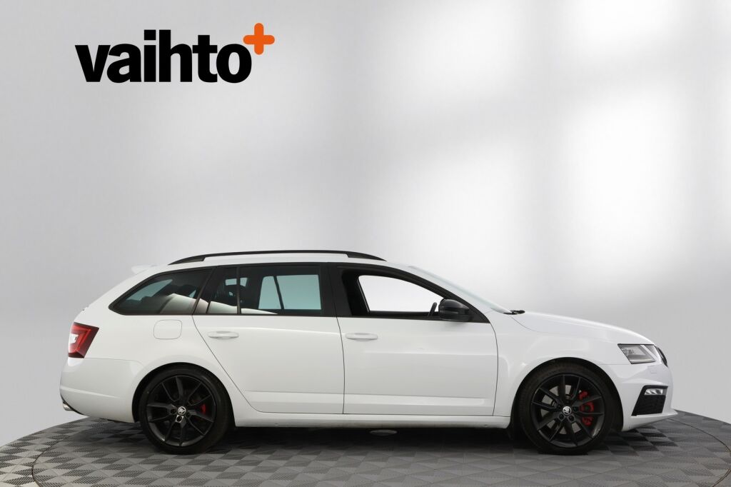 Skoda Octavia 2018 Combi 2,0 TSI RS DSG A / RS Challenge Pack / ACC / Blind Spot / Webasto / Lämmitettävä tuulilasi