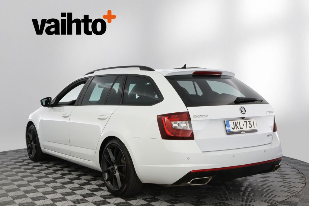 Skoda Octavia 2018 Combi 2,0 TSI RS DSG A / RS Challenge Pack / ACC / Blind Spot / Webasto / Lämmitettävä tuulilasi