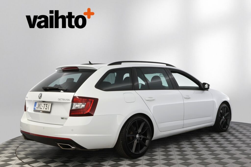 Skoda Octavia 2018 Combi 2,0 TSI RS DSG A / RS Challenge Pack / ACC / Blind Spot / Webasto / Lämmitettävä tuulilasi