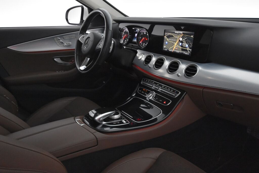 Mercedes-Benz E 2017 220 d 4Matic T A All-Terrain / Koukku / Navi / Muistipenkit / Multibeam / 360 kamera